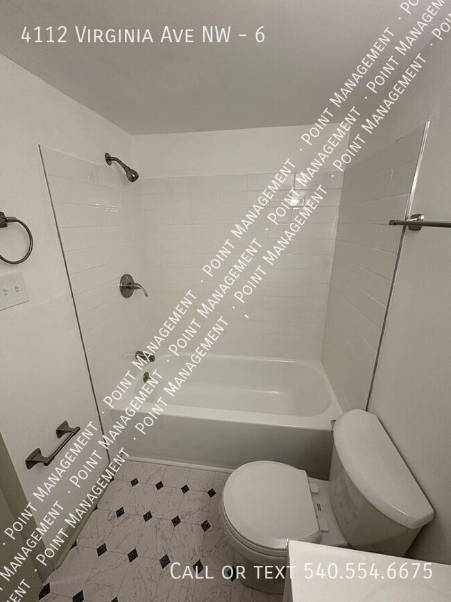 Building Photo - 4112 Virginia Ave NW