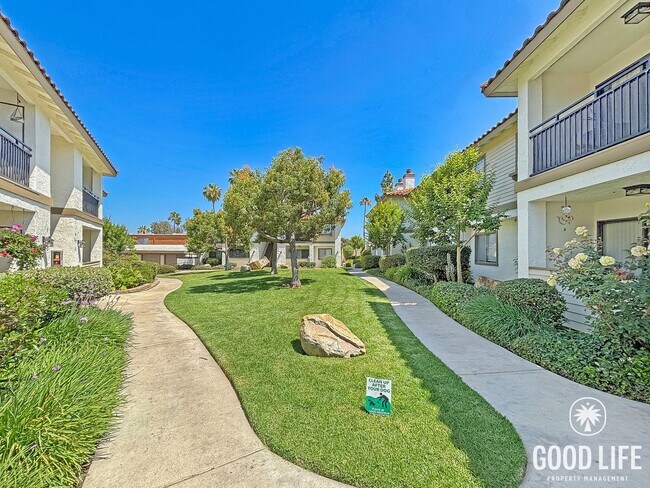 Building Photo - Elegant 2BD/1BA Condo in El Cajon with Walk-In Closet, Covered Patio & Pool