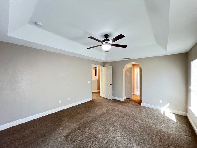 Building Photo - Beautiful 3 BD/2BA Home in Beautiful Ocklawaha!!!