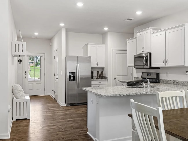 Building Photo - 15 Trevor Cv