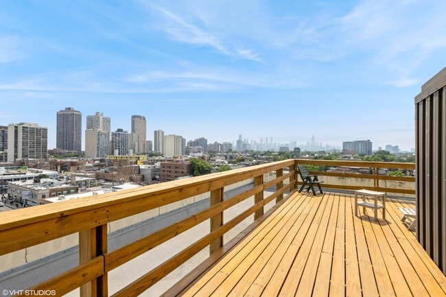 Building Photo - 2800 N Orchard St
