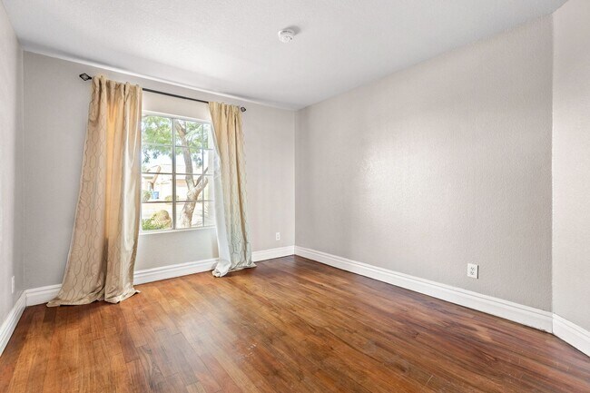 Building Photo - Beautiful 4 bedroom home in North Phoenix