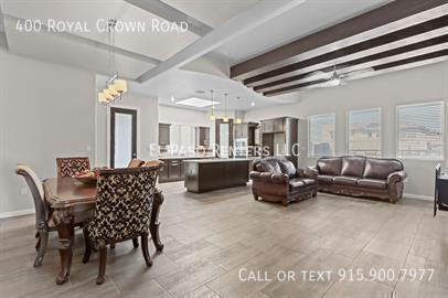 Building Photo - 400 Royal Crown Rd