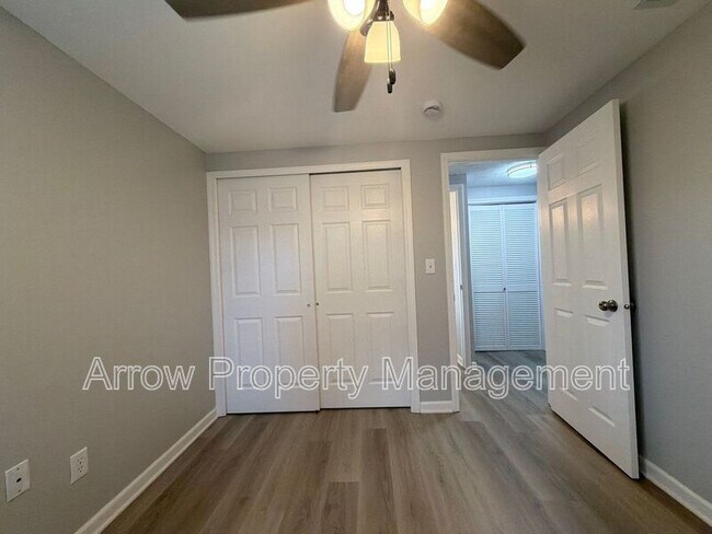 Building Photo - 4413 M St