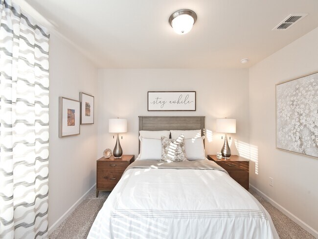 Building Photo - 1642 Villageside Ct