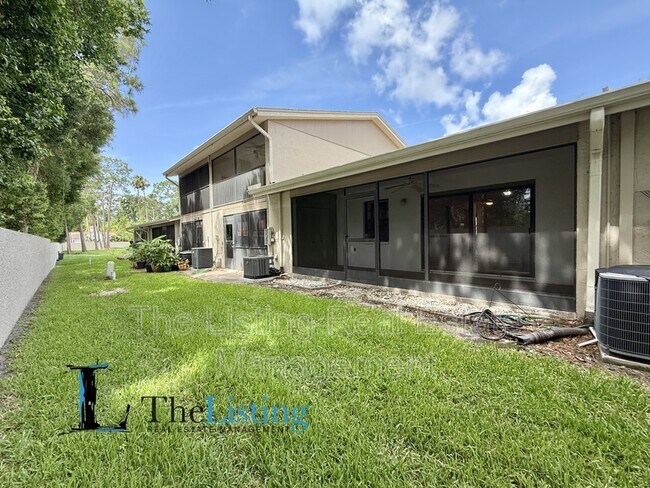 Building Photo - 2131 Ridge Rd S
