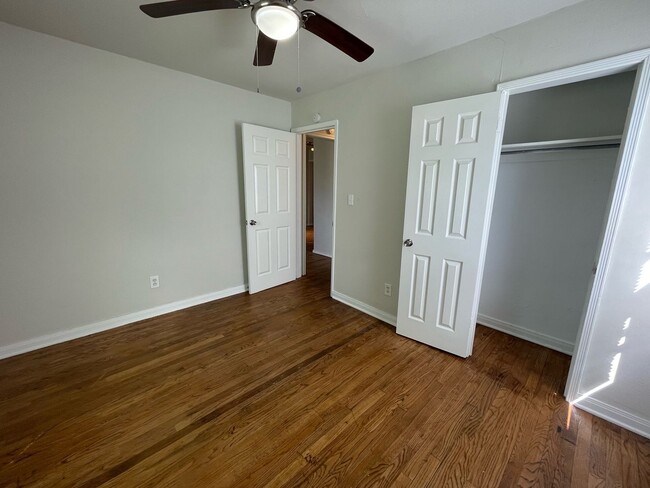 Building Photo - Del City Three Bedroom - Complete Remodel!