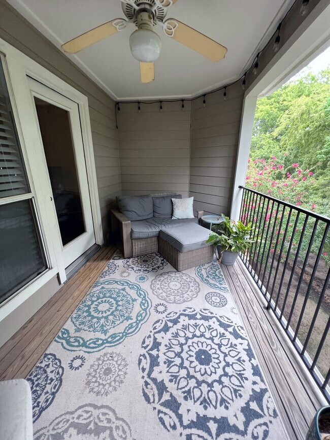 Building Photo - 1728 Bevis Street-3 Story home