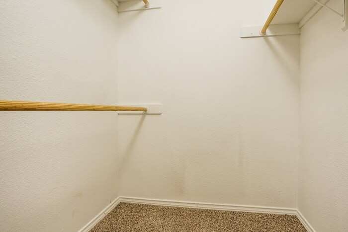 Building Photo - 1007 Mill Run Dr