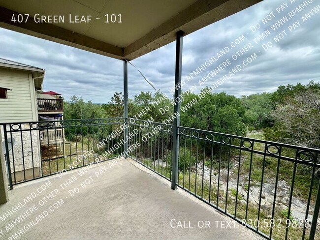 Building Photo - 407 Green Leaf