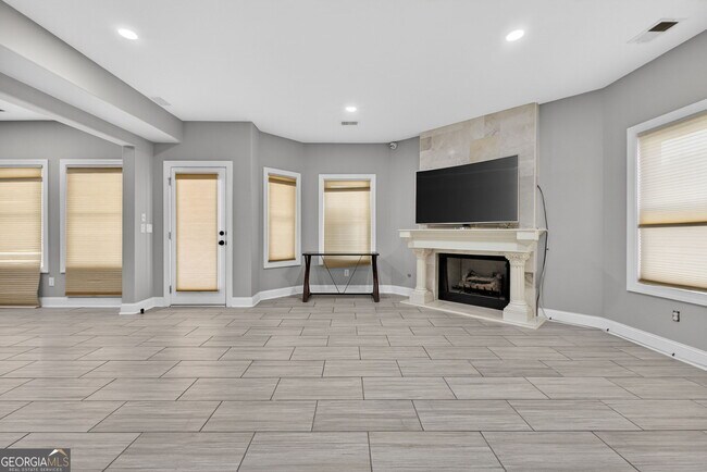 Building Photo - 1410 Landon Dr