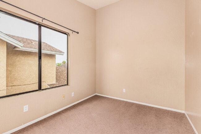Building Photo - 3 bed 2.5 bath Single Family Home - Union ...