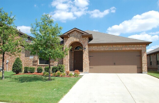 Building Photo - 473 Spring Dr