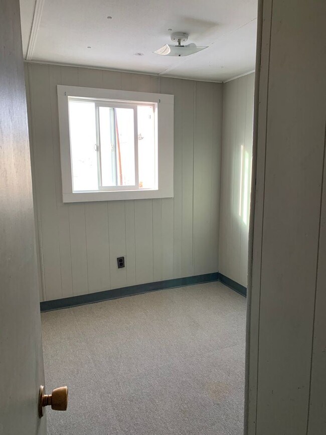 Building Photo - 1150 Forestvale Rd