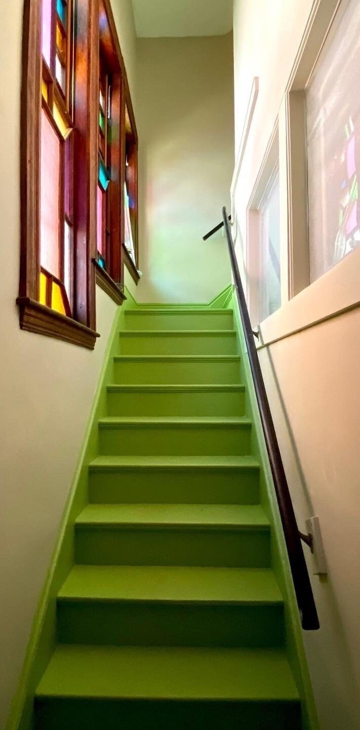 Front Staircase - 16 Eames St