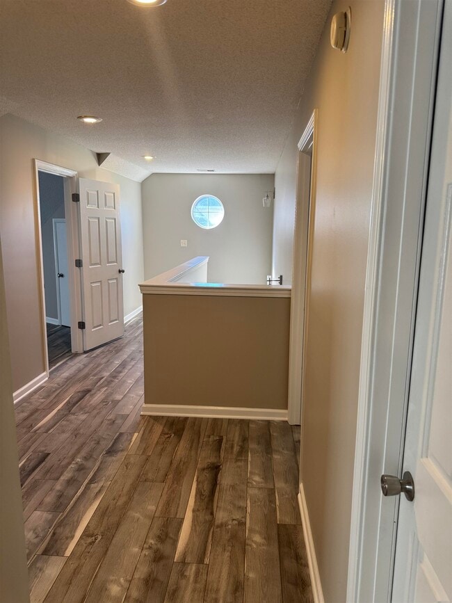 Building Photo - 5417 Eagle Bead Cove