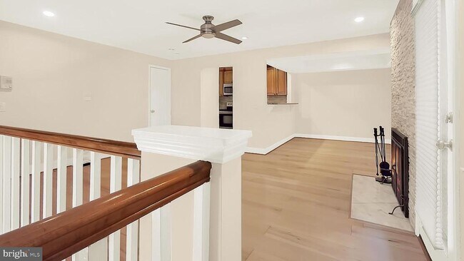 Building Photo - 5715 Chapman Mill Dr