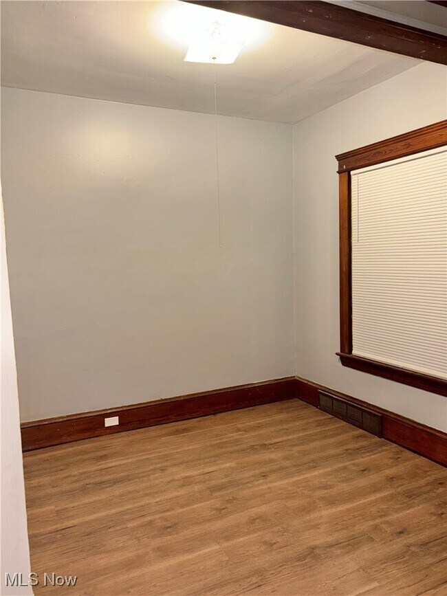 Building Photo - 7523 Osage Ave