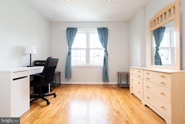 Building Photo - 9808 Korman Ct