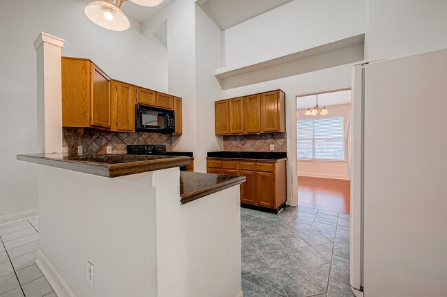 Building Photo - 3906 Quiet Pl Dr