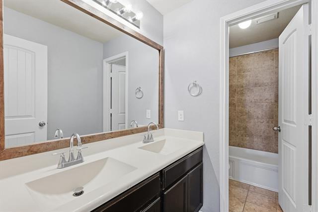 Building Photo - 14344 Artisan Dr