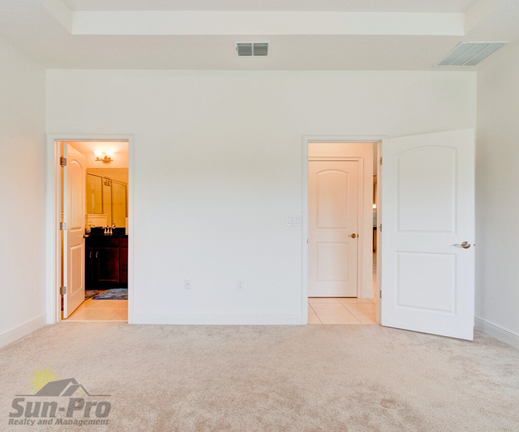 Building Photo - 5563 Estero Loop