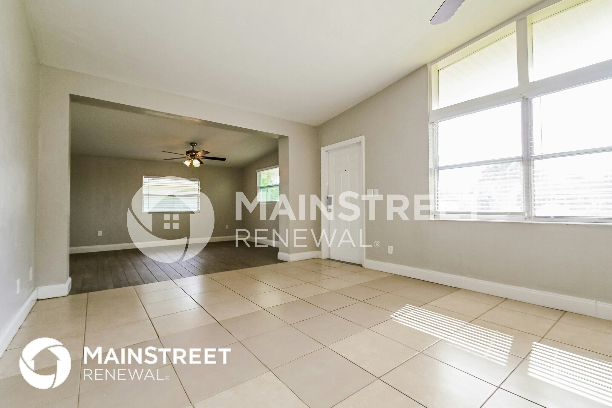 Building Photo - 3521 Schwalbe Dr