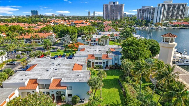 Building Photo - 3552 Magellan Cir