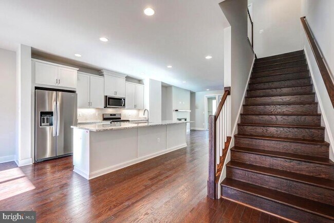 Building Photo - 22954 Sullivans Cove Sq