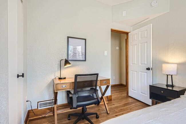 Building Photo - 91 Pearl St