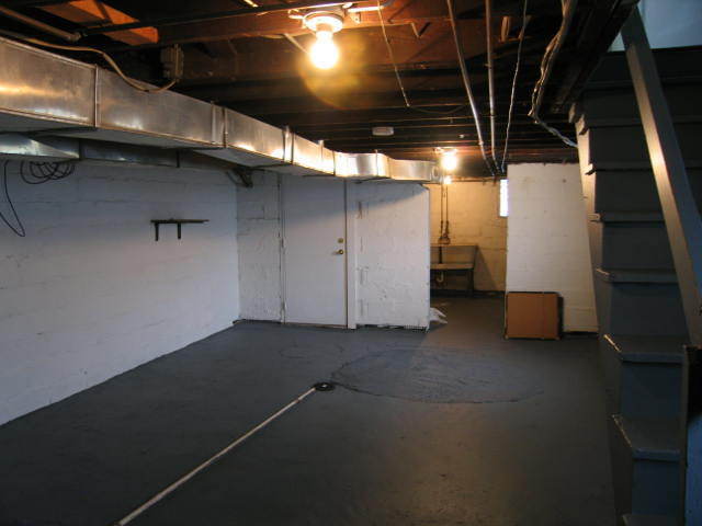 Building Photo - 1631 Nevada St