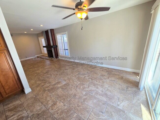 Building Photo - 2702 Belmont Ct