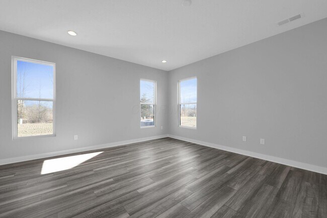 Building Photo - 5491 Fawnsbury Ct