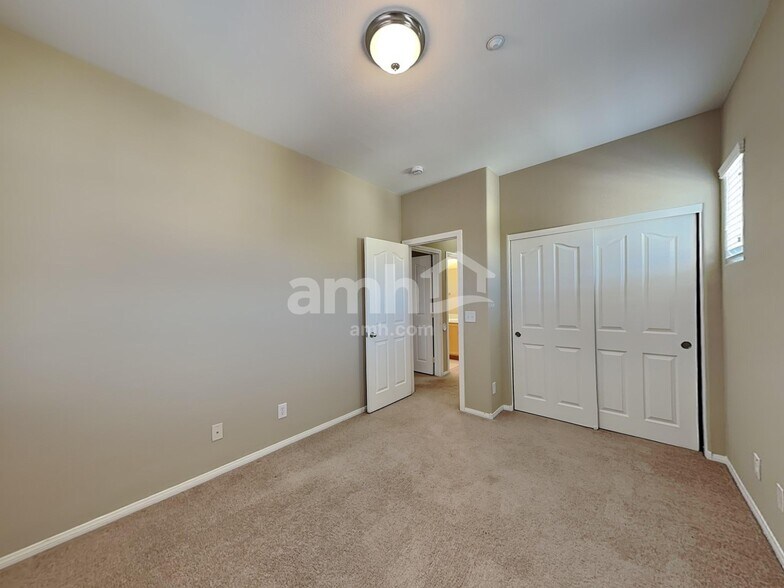 Building Photo - 8957 Misty Mill Ct