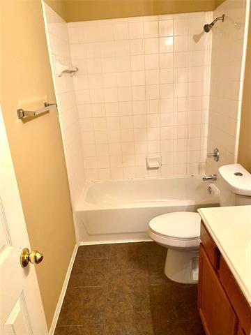 Building Photo - 1410 Deville Cir