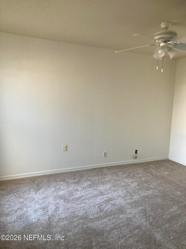 Building Photo - 5240 River Park Dr