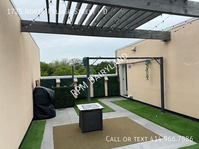 Building Photo - 1725 N Palmer St