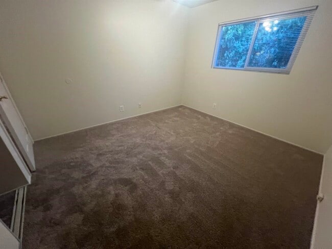 Building Photo - 8475 Galindo Dr