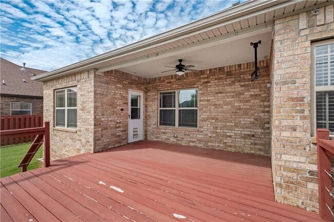 Building Photo - 4301 SW Beech Ln