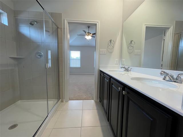 Building Photo - 5812 Utopia Dr