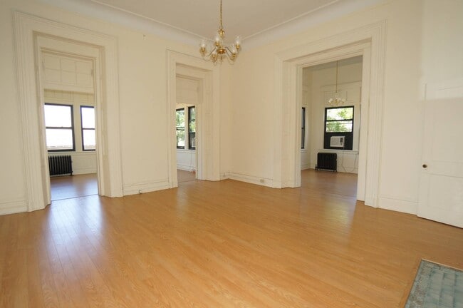 Living Room - Cloisters