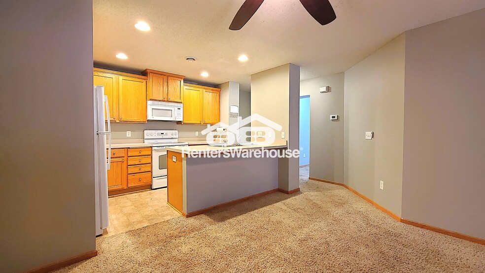 Building Photo - 2469 Dawes Place