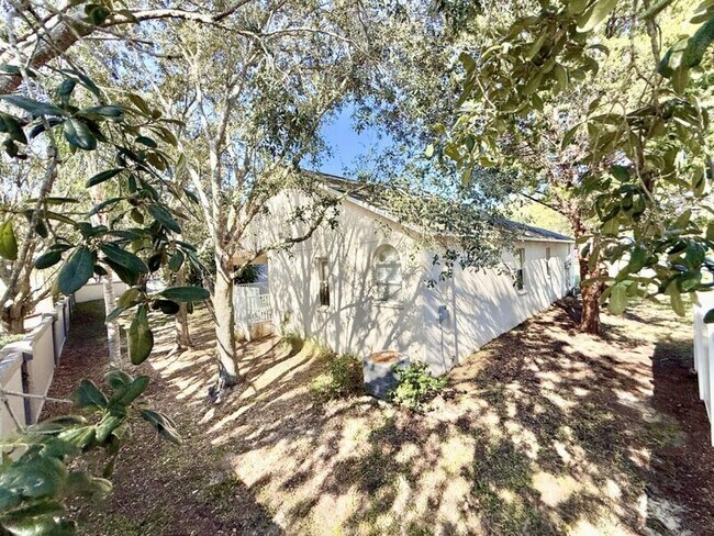 Building Photo - 5431 Ayrshire Dr