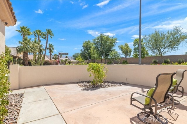 Building Photo - 39371 Blossom Cir