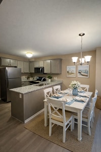 Building Photo - 4861 Pinefield Ave