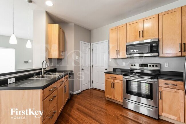 Building Photo - 3124 Timberlodge Landing