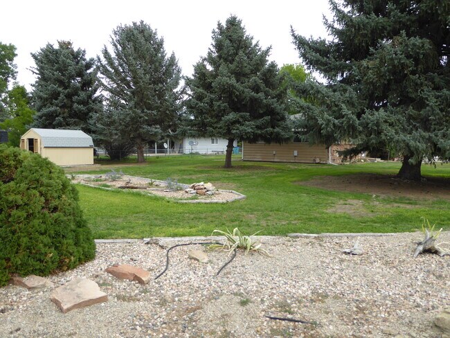 Building Photo - 3400 E Locust St