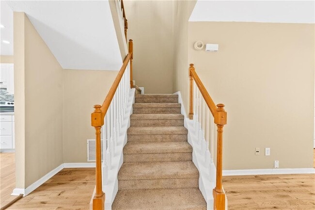 Building Photo - 2266 Oak Glenn Cir