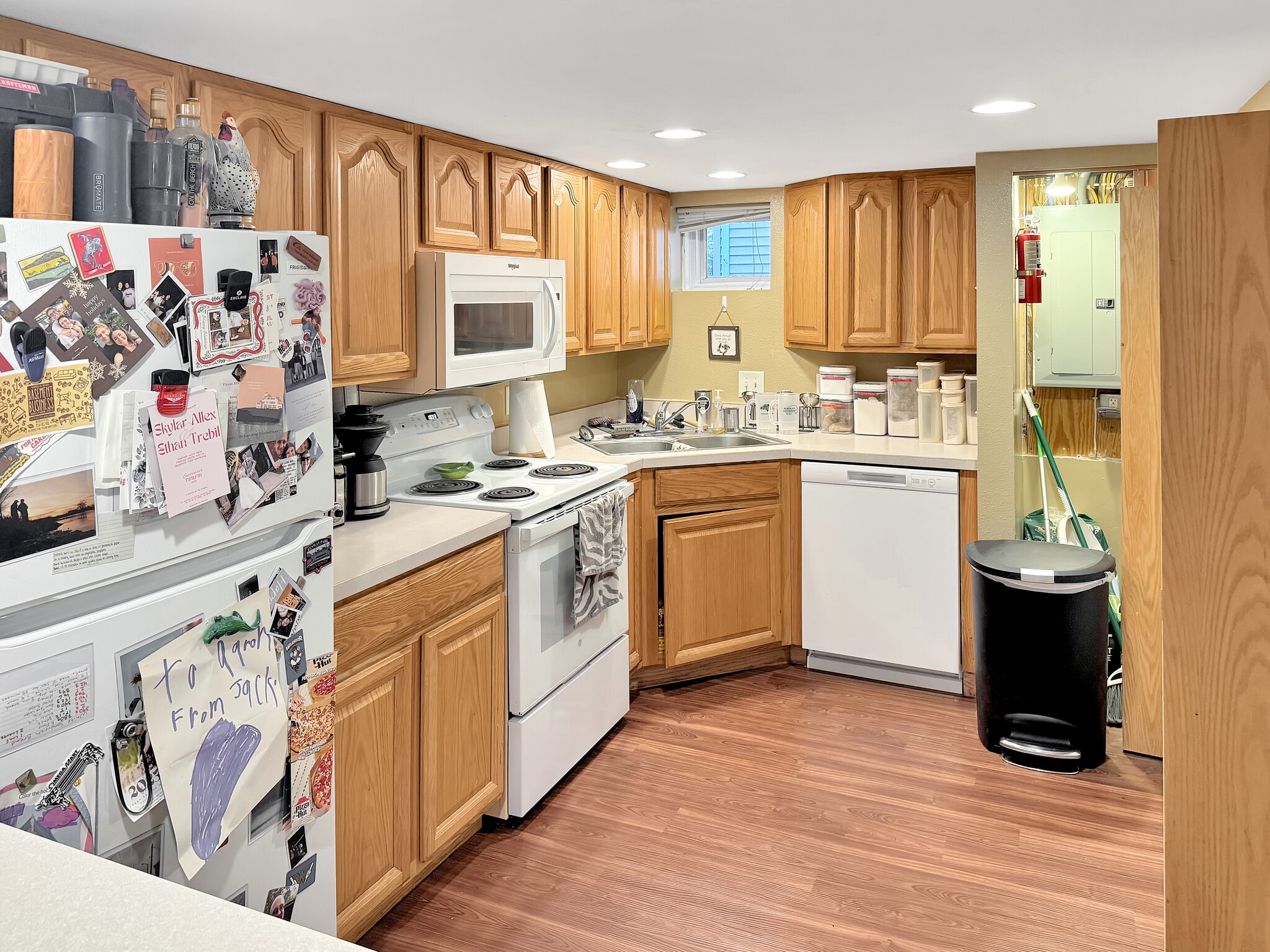 Building Photo - 1118 9th Ave N