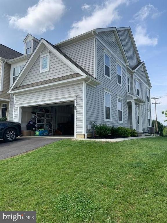 Primary Photo - 30 S Tompkins Square